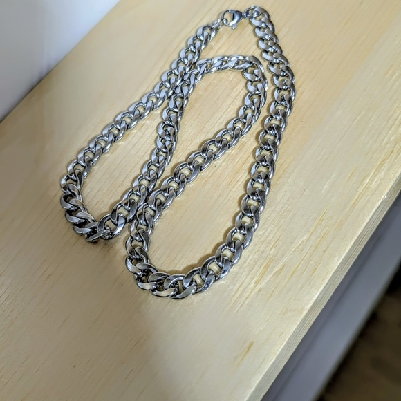 Source Unknown Other - Source Unknown Men's Bold Silver Chain